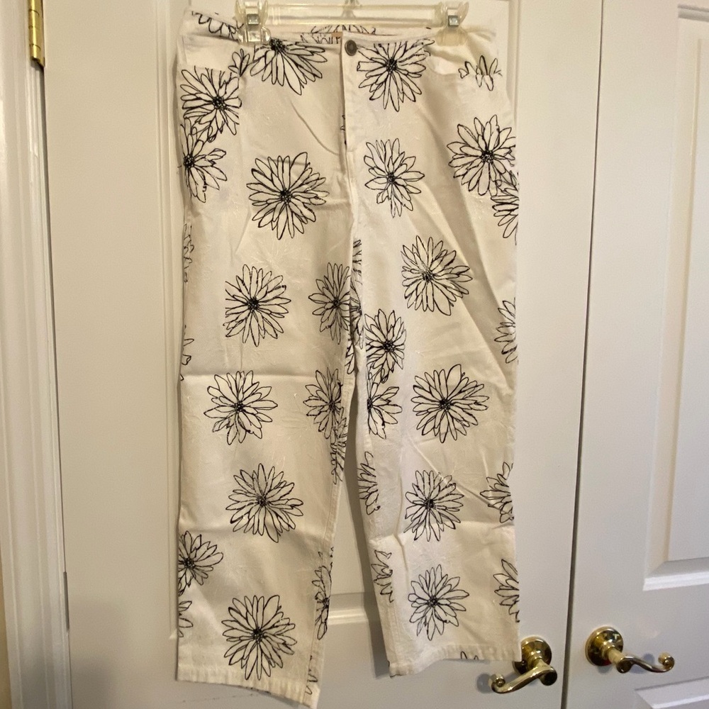 Ivory Pants with Flower Detailing